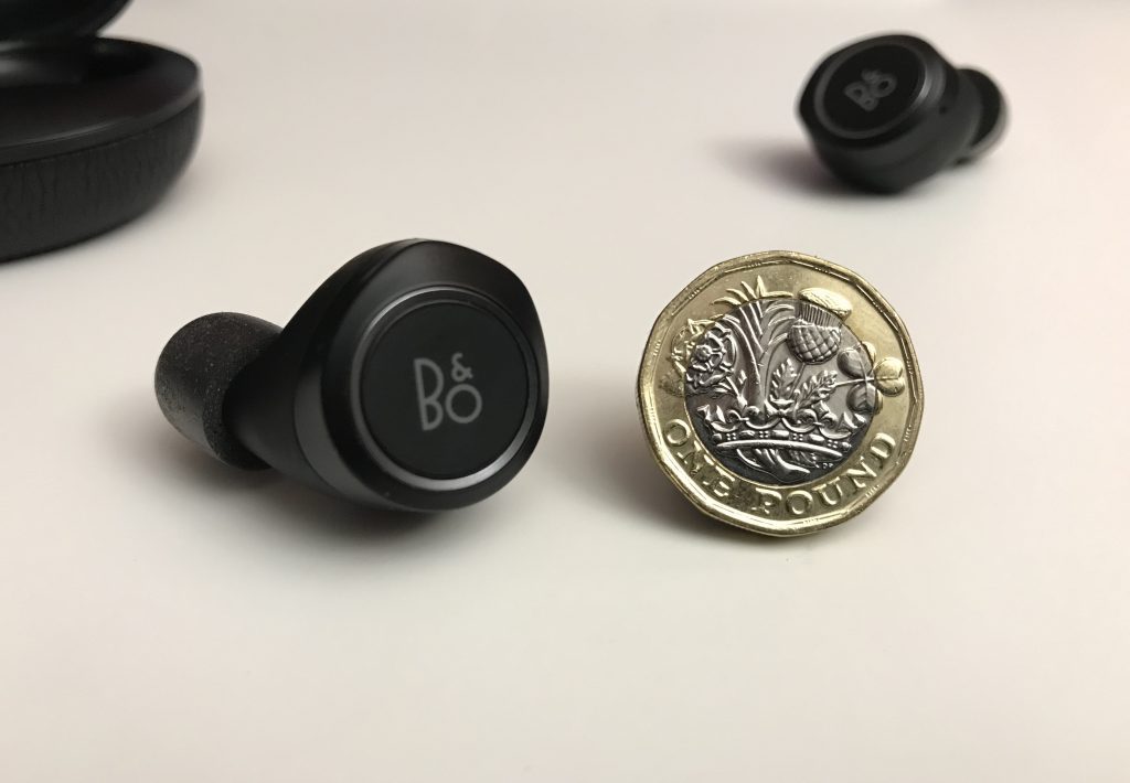 Size comparison with a £1 coin